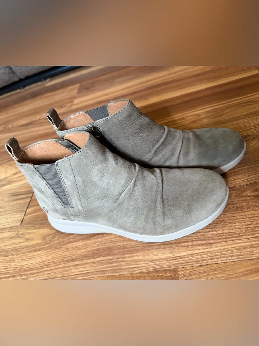 Clarks Booties - Picture 2 of 6
